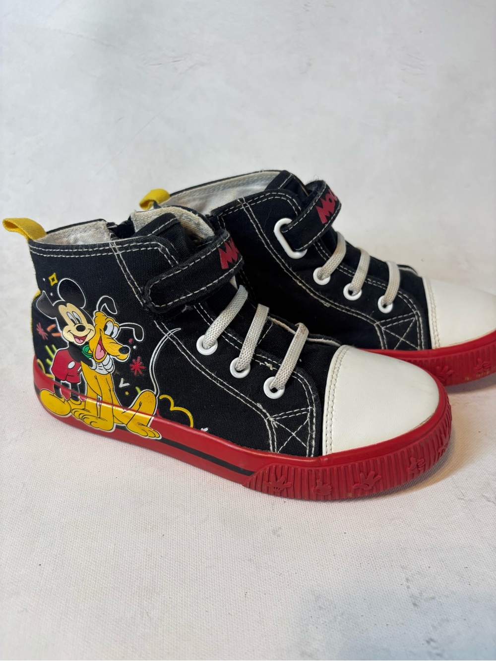 Disney Mickey Mouse & Pluto Kids High Top Sneakers US 12 Black/Red/White